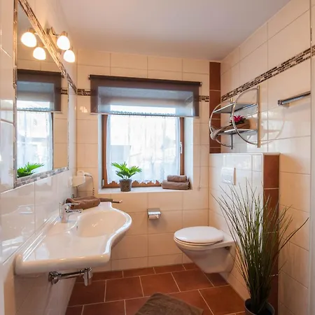 Gaestehaus Woeberlerhof 3*