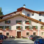 Gaestehaus Woeberlerhof
