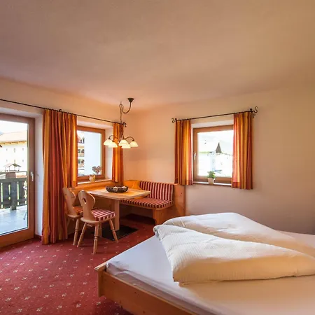 Gaestehaus Woeberlerhof 게스트하우스