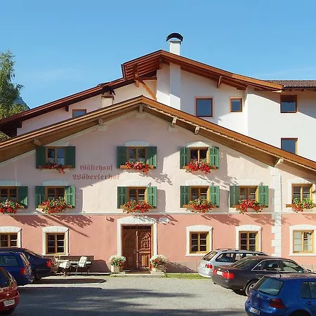 Gaestehaus Woeberlerhof